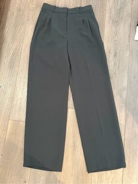 Aritzia Effortless Pant in Dark Gray